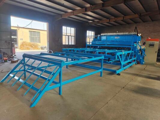 เครื่องปั่นเครือสายไฟอัตโนมัติความแม่นยํา ที่ออกแบบมาเพื่อให้มีการปั่นแบบเรียบร้อยและมีผลผลิตสูงในการผลิตเครือเหล็ก